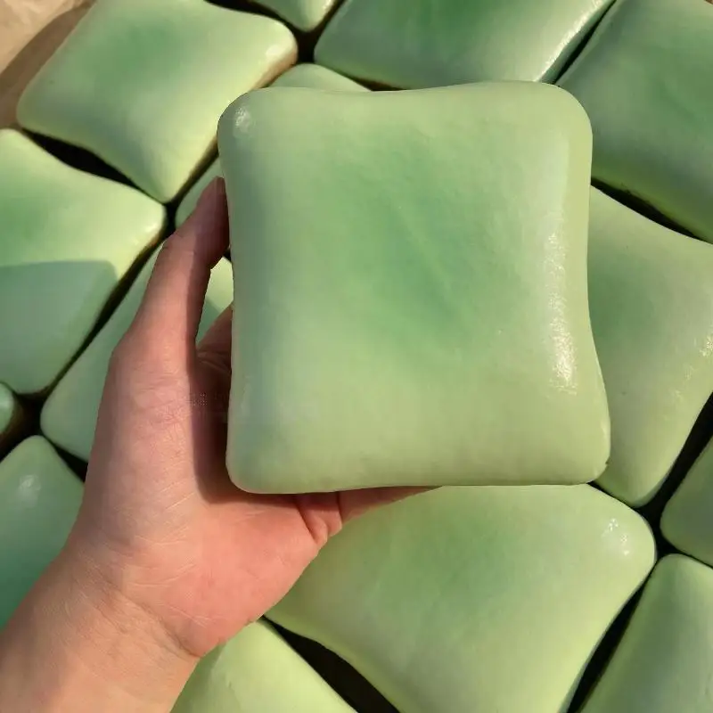 Brinquedo Sensorial Anti-Estresse e Ansiedade de Subida Lenta em Formato de Bolo - Imagem 2